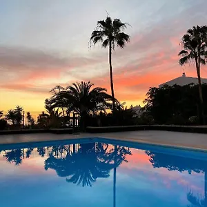 Buenavista In Windsor Park , Costa Adeje (Tenerife) Espagne